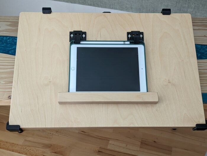 „Go digital“ <br> iPad Halterung – Bild 3