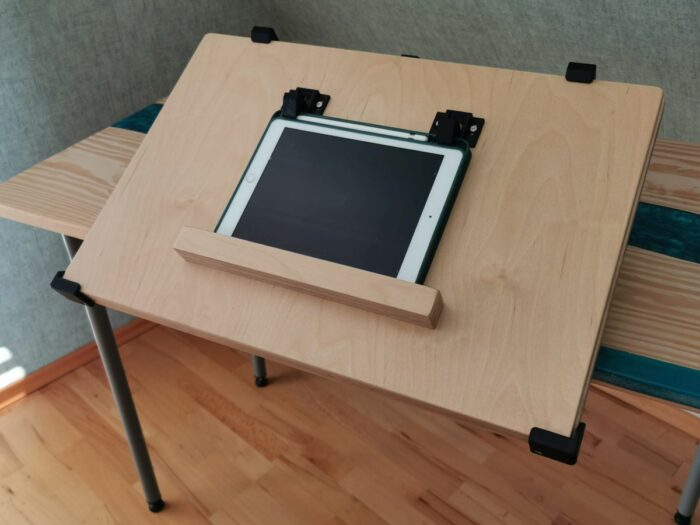 „Go digital“ <br> iPad Halterung – Bild 4