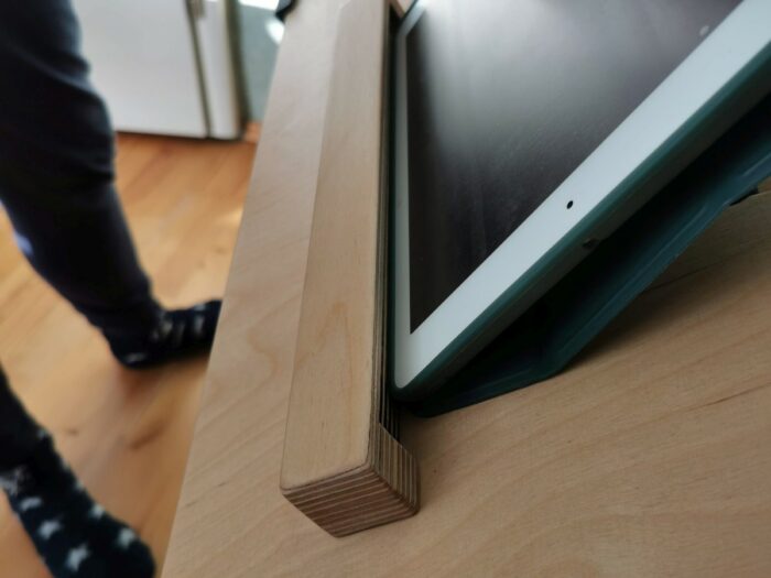 „Go digital“ <br> iPad Halterung – Bild 5